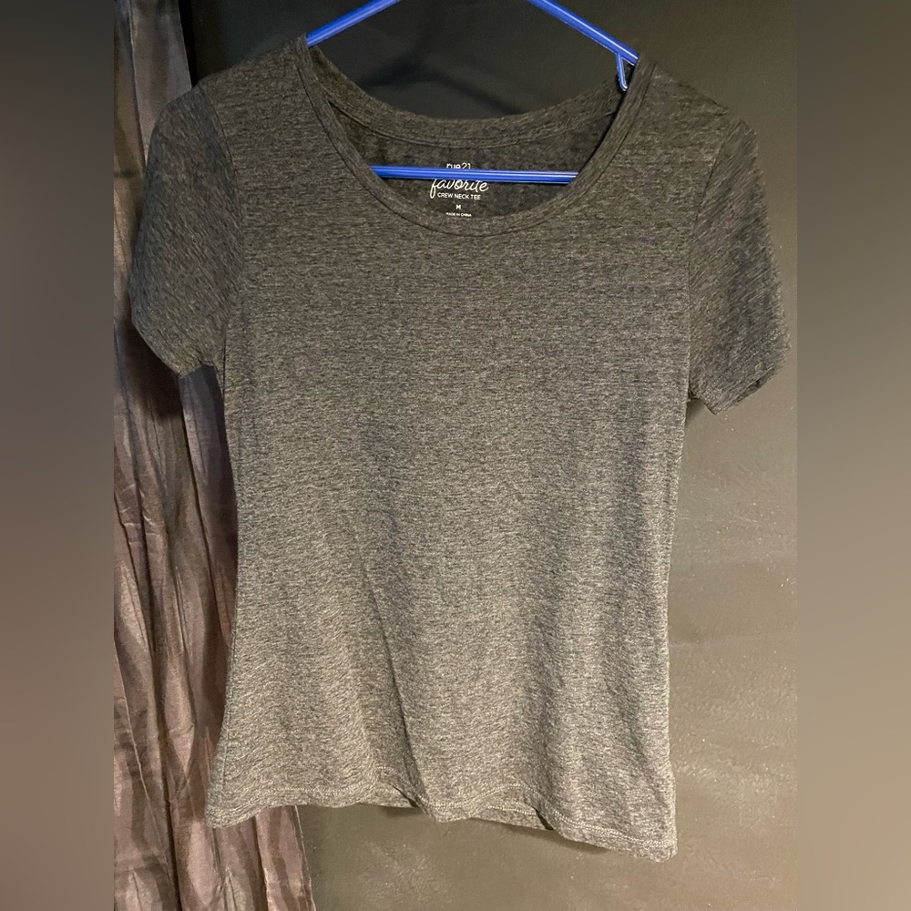 Women’s Gray t-shirt